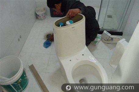 开发区德馨园配电柜安装_家里电工维修_动力电路安装